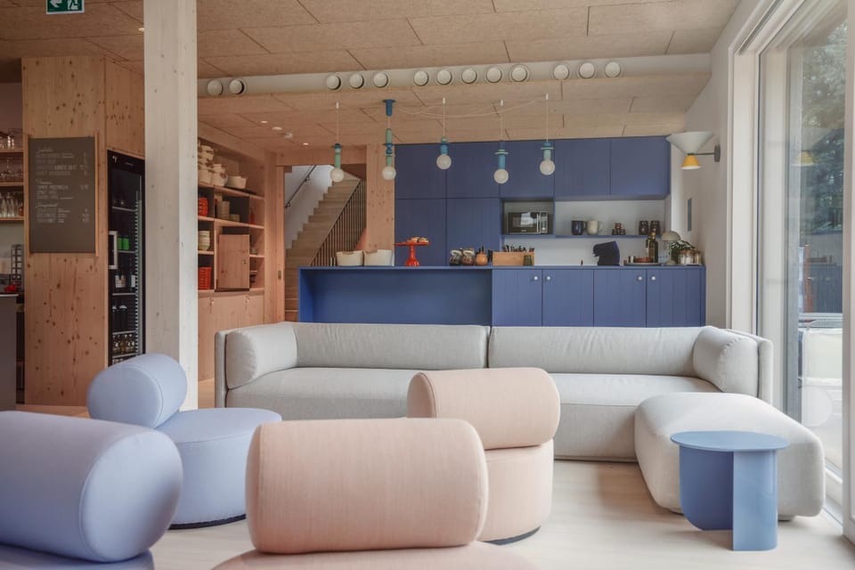 Communal lounge/ TV room, Lounge or bar