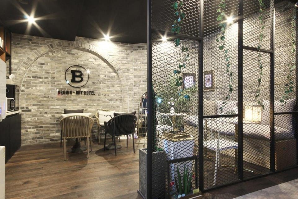 Brown Dot Yangjeong Hotel in Busan
