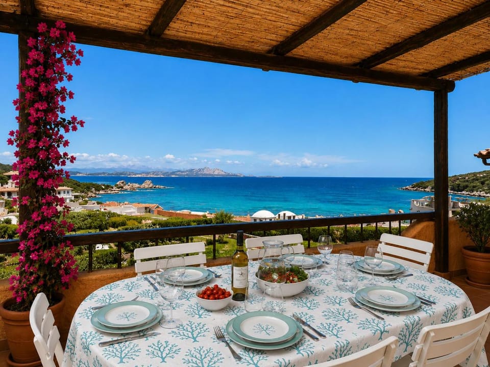 Natural landscape, Balcony/Terrace, Dining area, Sea view