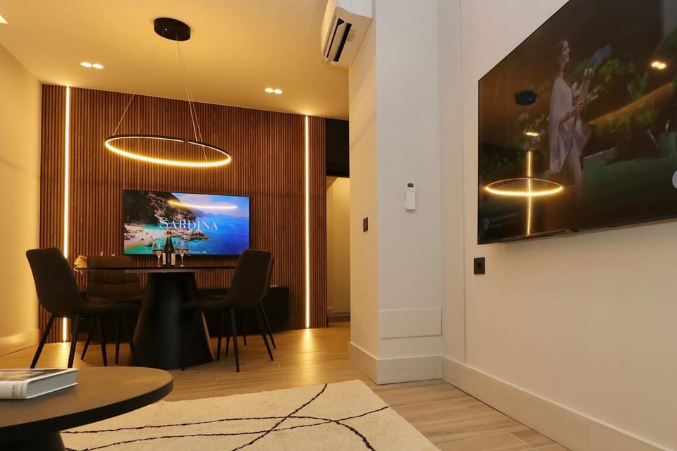 TV and multimedia, Seating area, Dining area, Evening entertainment, air conditioner