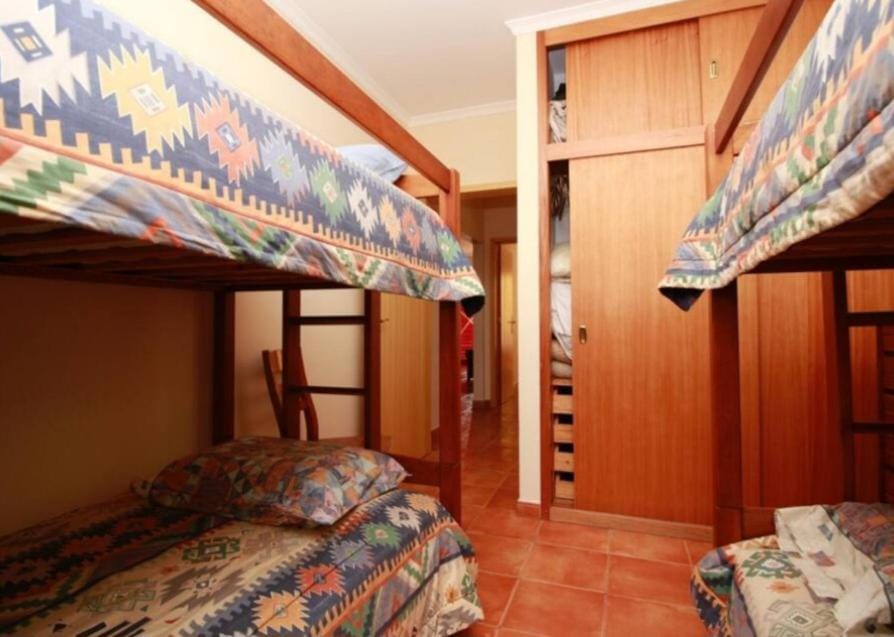 Bed, Bedroom, bunk bed
