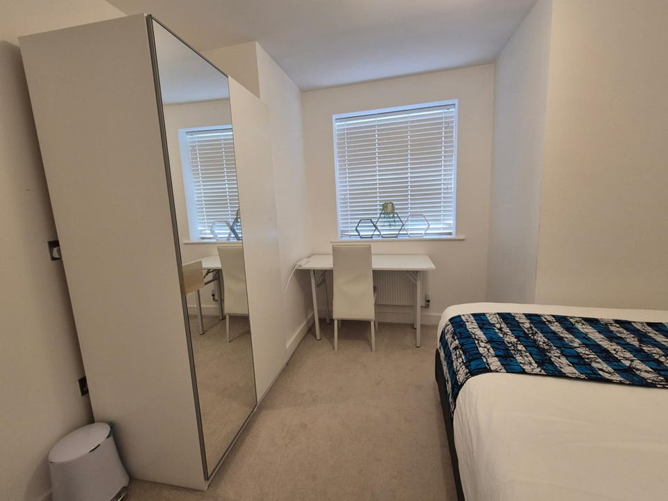 Double Room in a shared 4 bedroom family home in Broomfield Vacation rental in Chelmsford