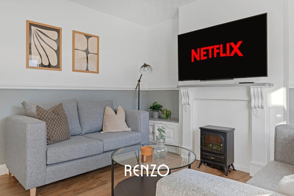 TV and multimedia, Living room, Seating area