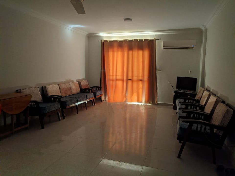 Living room, Seating area, air conditioner