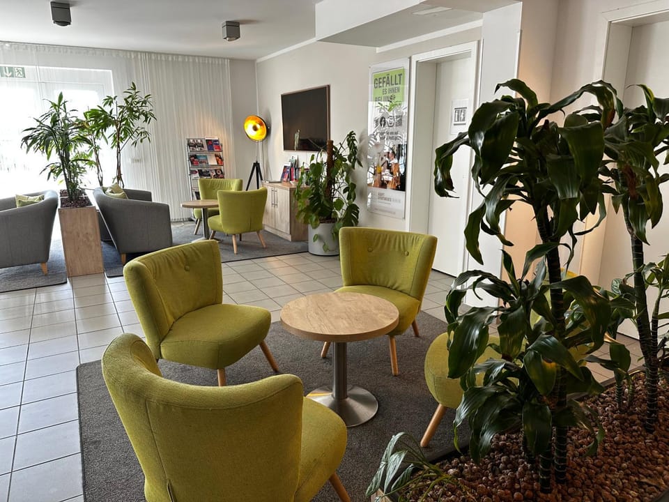 Coffee/tea facilities, Lobby or reception, Lounge or bar