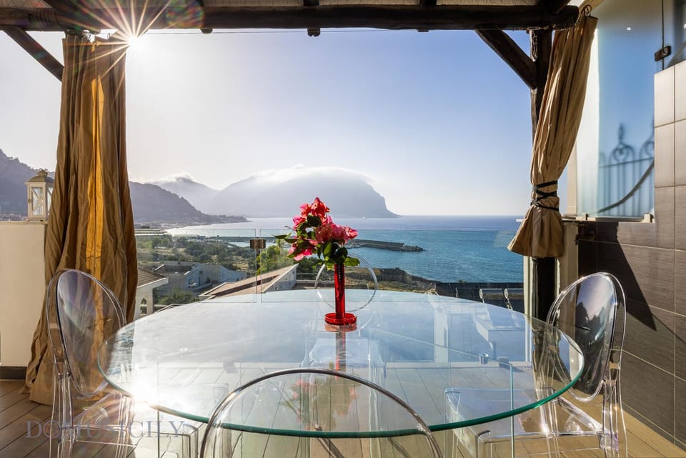 Villa Maurino by DomuSicily Apartment hotel in Palermo