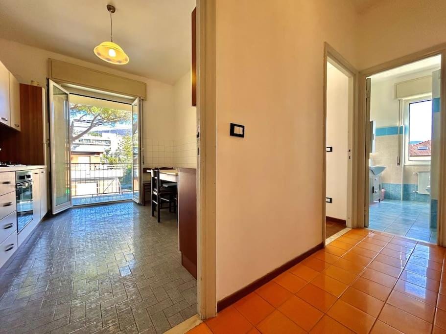 Cavi Arenelle Due Terrazzi Vista Mare Apartment in Lavagna