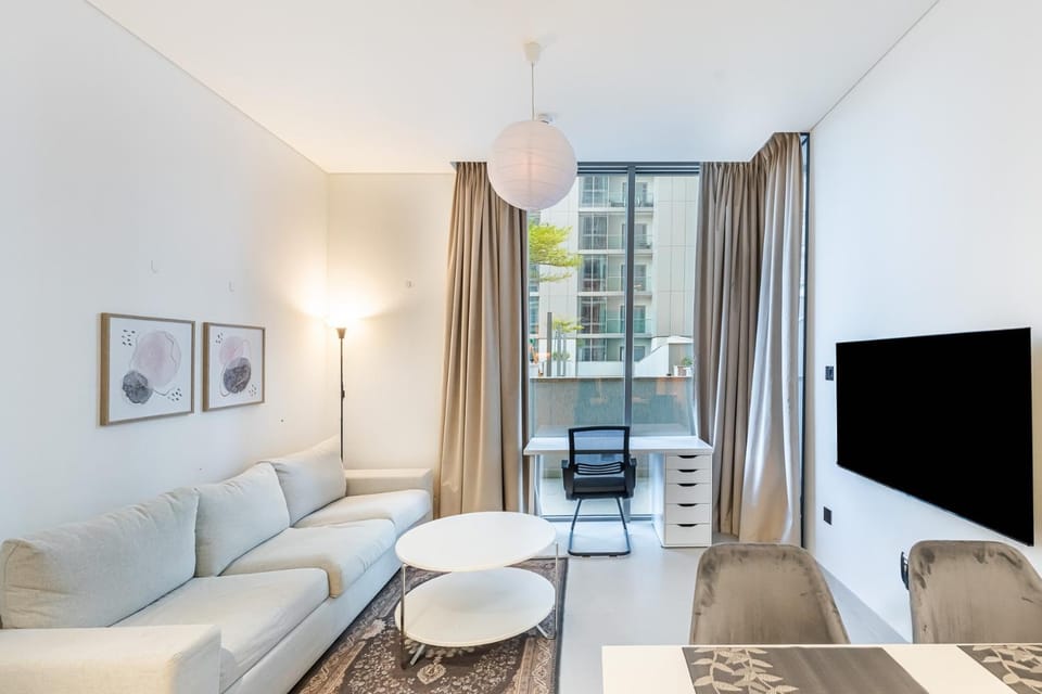 Sobha Creek Vistas Cozy 1BDR with balcony Apartment in Dubai
