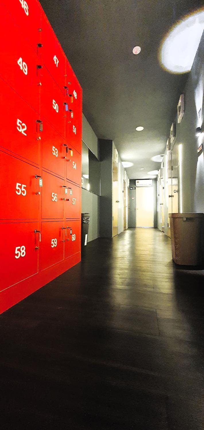 locker
