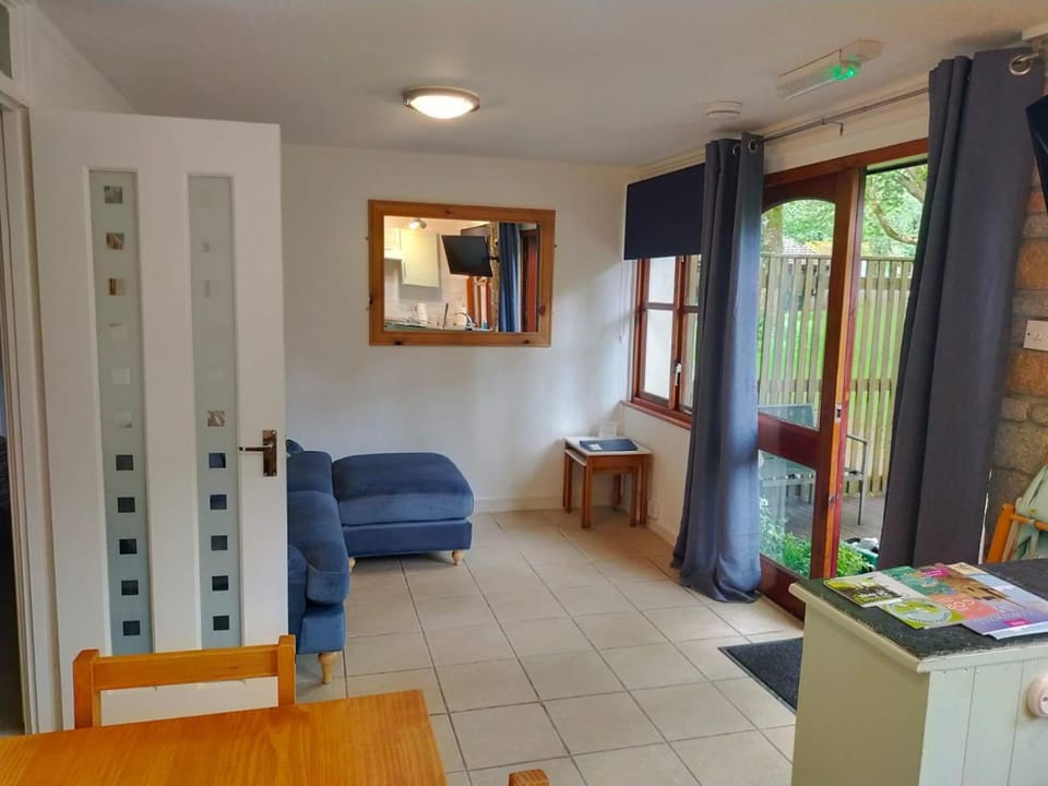 TV and multimedia, Living room, Photo of the whole room, Seating area