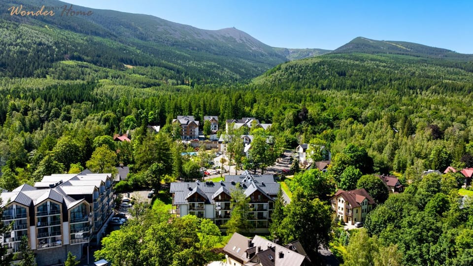 Property building, Day, Bird's eye view, Mountain view