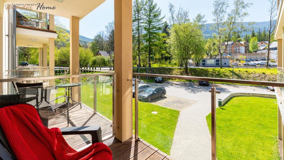 Property building, Spring, Day, Natural landscape, View (from property/room), Balcony/Terrace, Mountain view, Parking