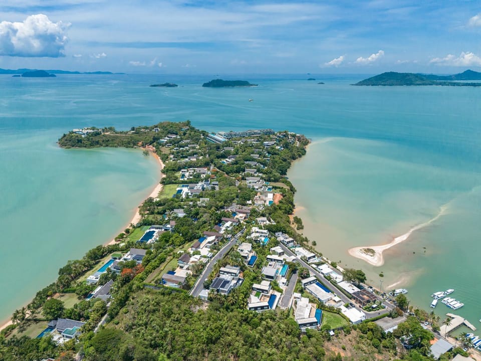 Nearby landmark, Day, Natural landscape, Bird's eye view, Beach, Mountain view, Sea view