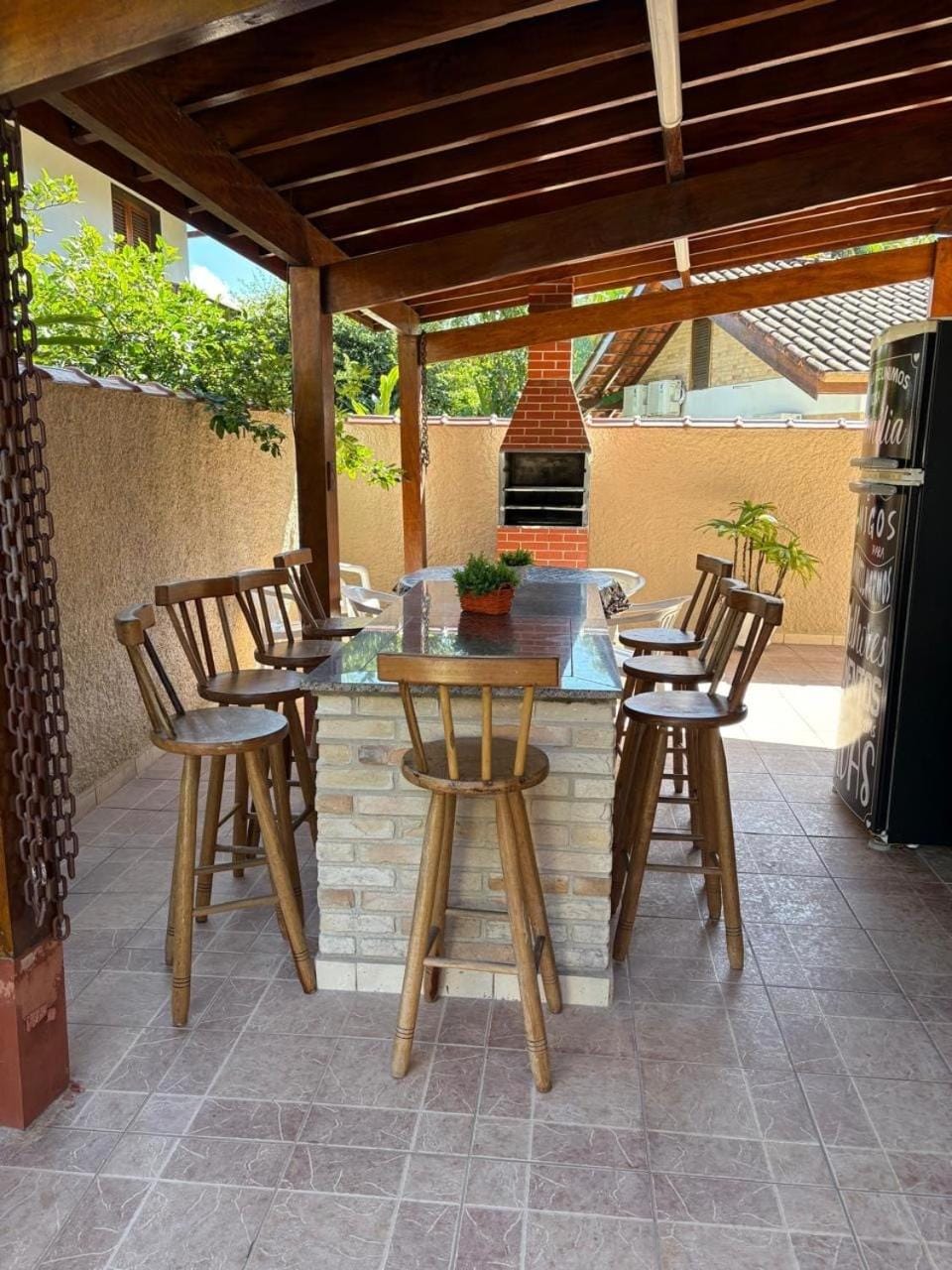 BBQ facilities, Dining area
