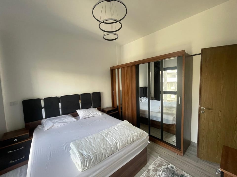 Bed, Photo of the whole room, Bedroom, wardrobe