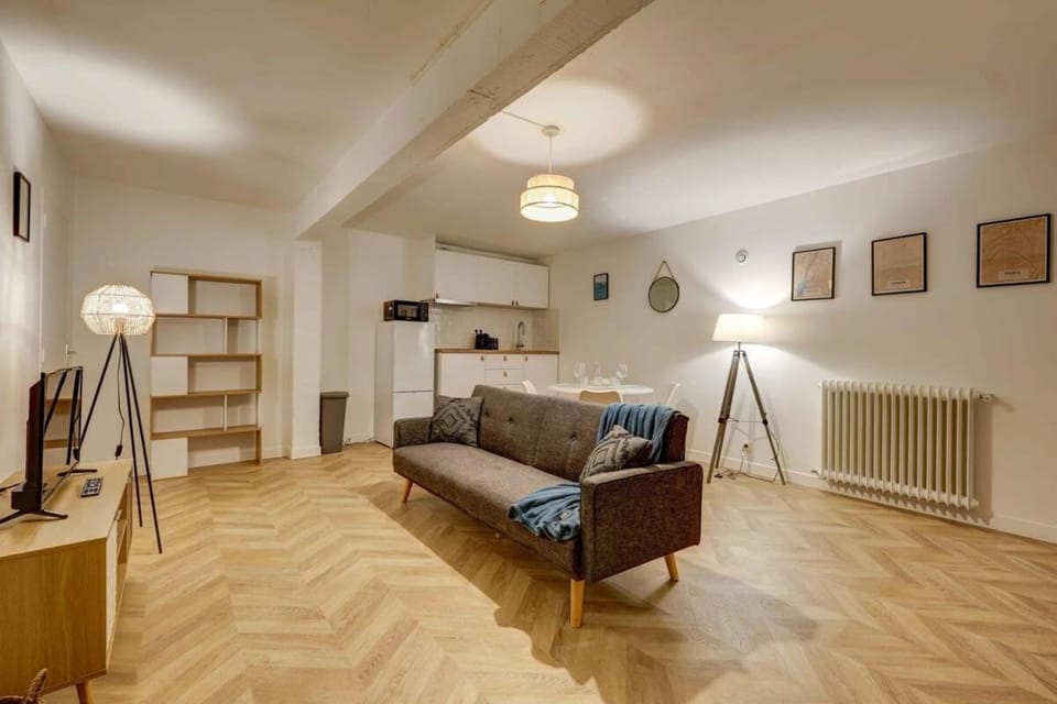 Gare Austerlitz Renovated & comfortable 8 guests Apartment in Paris