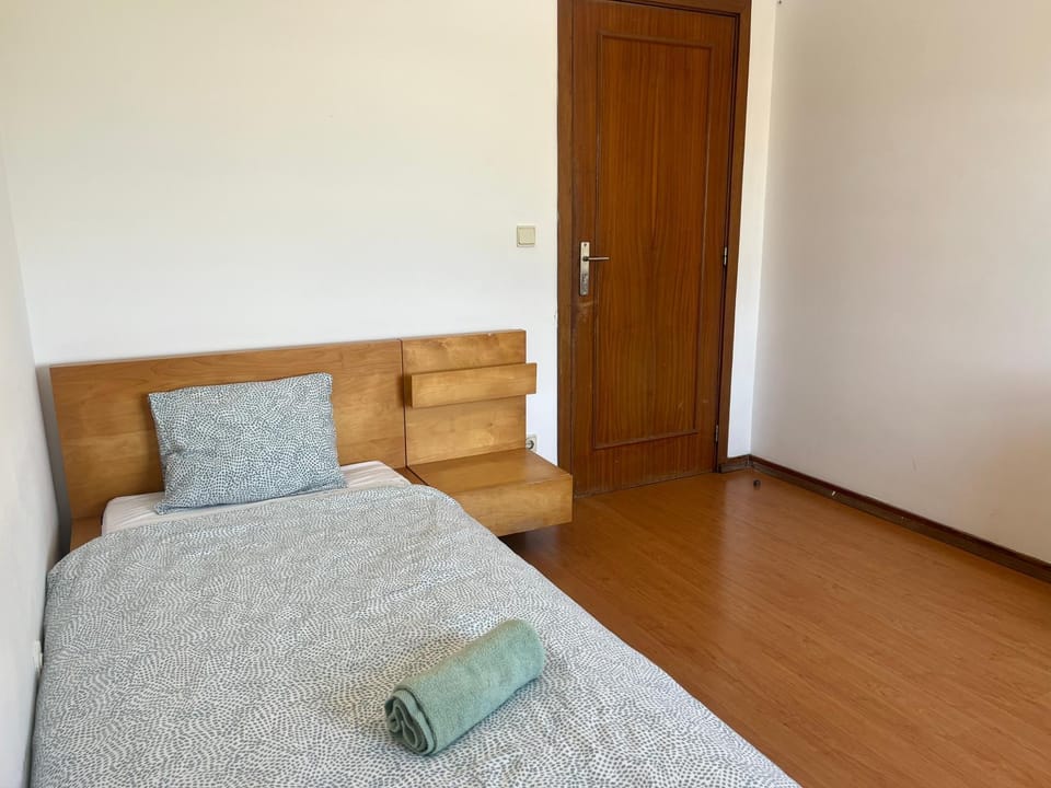 Vale Formoso Guest House Bed and Breakfast in Porto