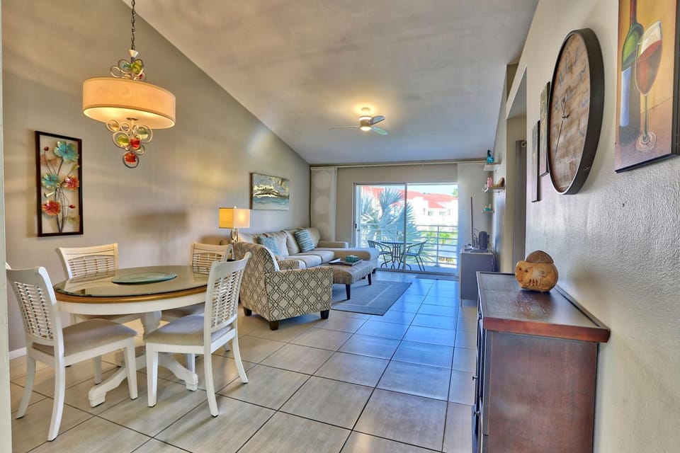 Vista Verde East 250 House in Isla del Sol