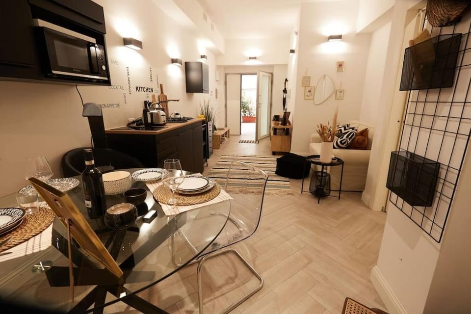 Kitchen or kitchenette, Living room, Dining area