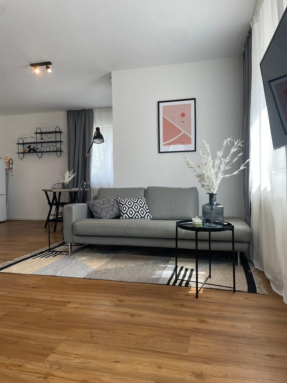 Studio 76 - Apartment zentrale Lage ganze Wohnung Apartment in Friedrichshafen