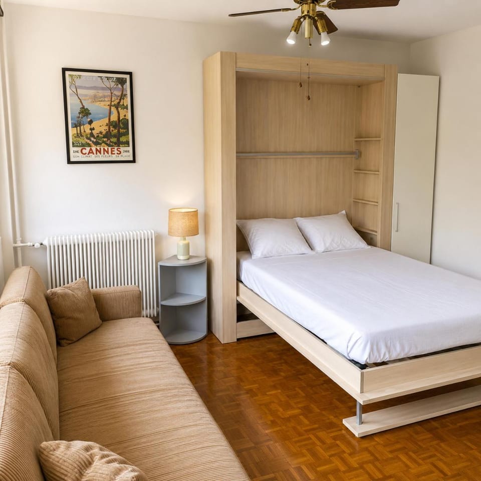 Studio Cannes Gallia by Sweet Accommodation Apartment in Cannes