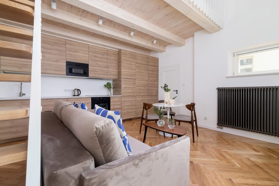 Kitchen or kitchenette, Living room
