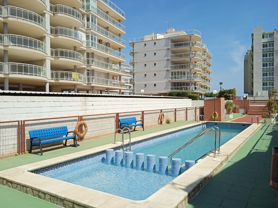 Shower, Property building, Spring, Bed, Activities, Winter, Summer, Balcony/Terrace, Beach, Hiking, Animals, Animals, Animals, Autumn, Pets, Pets, Pets, Swimming pool, Sports, Entertainment, children, children, children, young children, young children, young children, older children, older children, older children, group of guests, group of guests, group of guests, cot, Family, Family, Family, Parking, heating, heating, pet friendly, pet friendly, washing machine, elevator