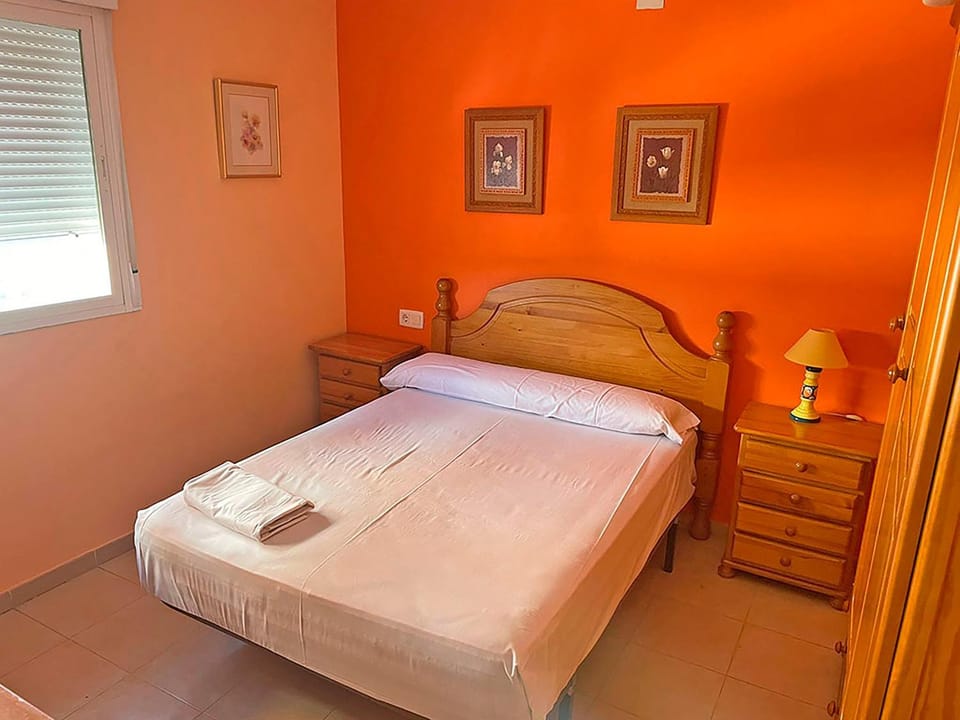 Shower, Spring, Bed, Activities, Winter, Summer, Balcony/Terrace, Beach, Hiking, Animals, Animals, Animals, Autumn, Pets, Pets, Pets, Swimming pool, Sports, Entertainment, children, children, children, young children, young children, young children, older children, older children, older children, group of guests, group of guests, group of guests, cot, Family, Family, Family, Parking, heating, heating, pet friendly, pet friendly, washing machine, elevator