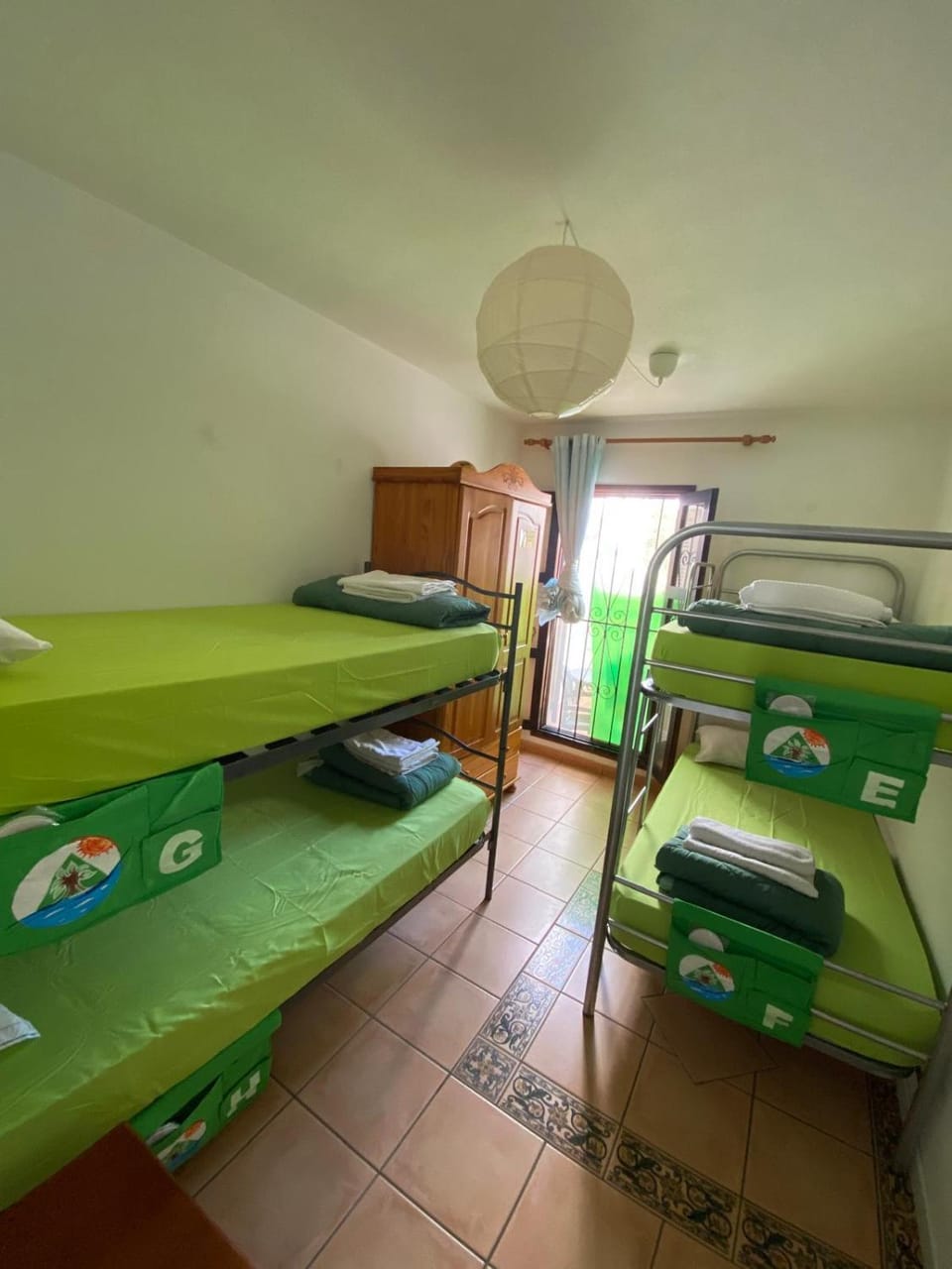 The Best House Tenerife Habitaciones Compartidas Bed and Breakfast in Costa Adeje