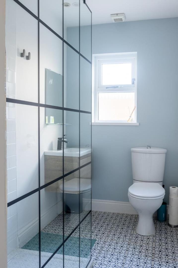 GuestReady - Modernised cottage in Monkstown House in Dublin