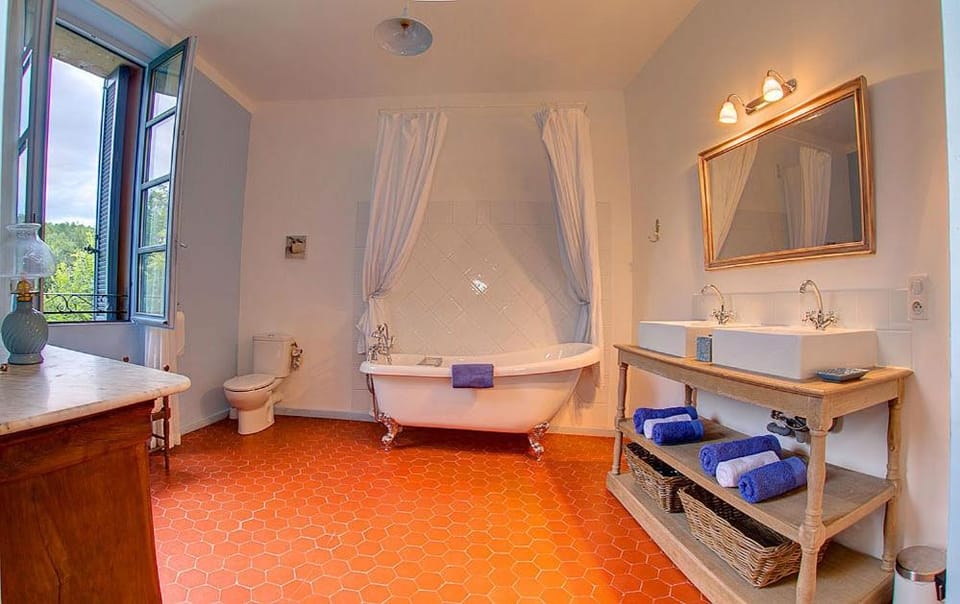 Château des Riaux Villa in French Riviera