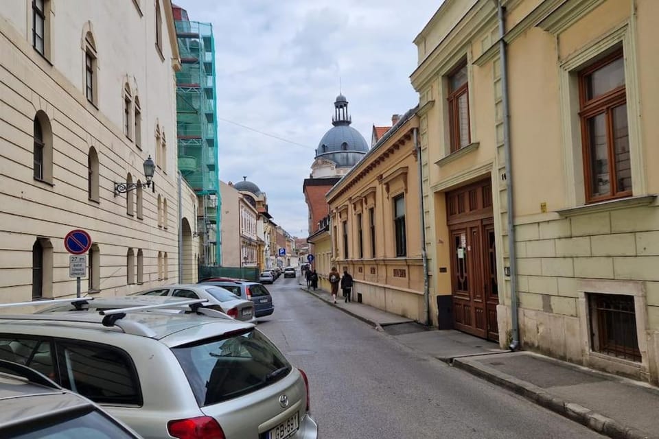 Street view, Parking