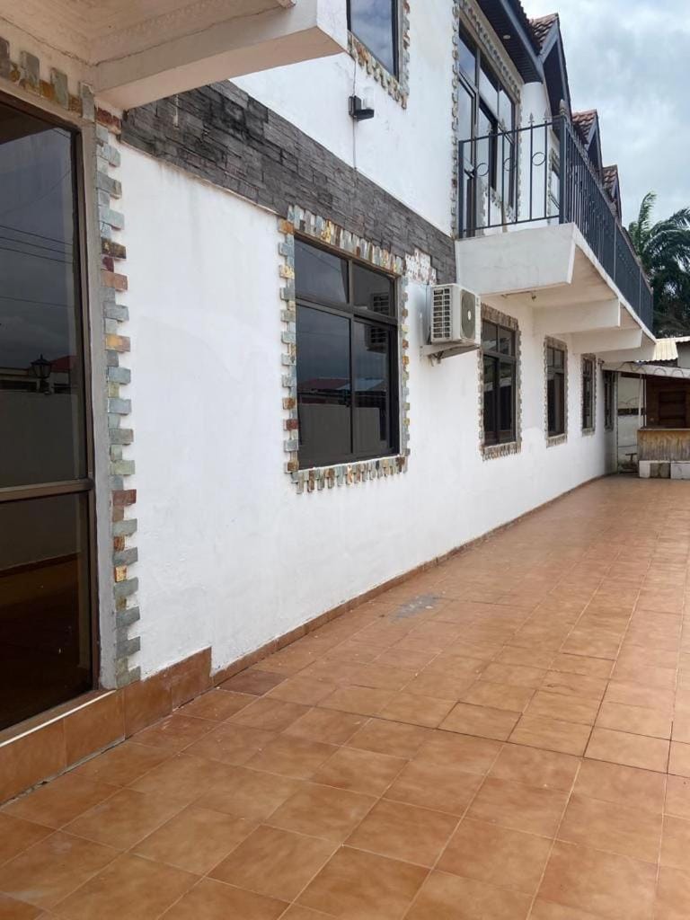 Rich Court rooms Bed and Breakfast in Accra