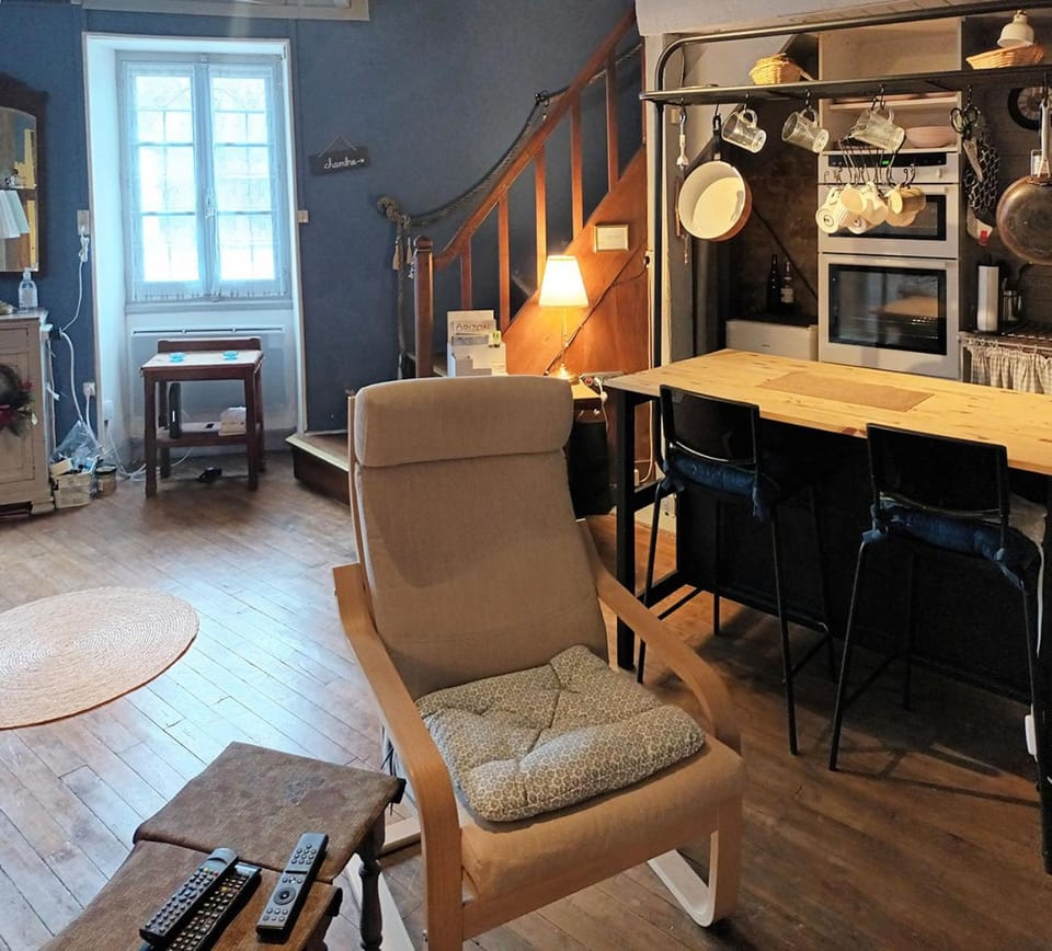 Au bord de la rivière Apartment in Nouvelle-Aquitaine