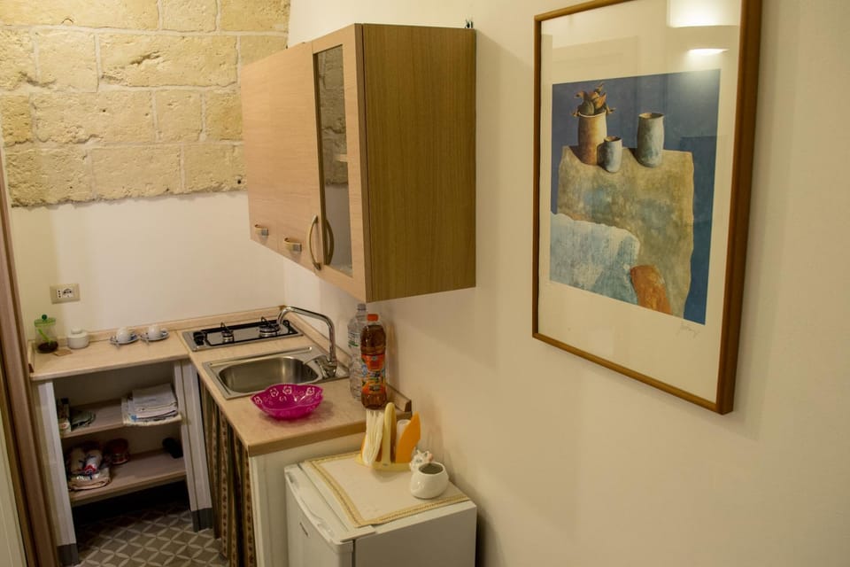 Coffee/tea facilities, Kitchen or kitchenette
