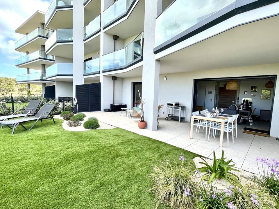 Patio, Garden, Garden view
