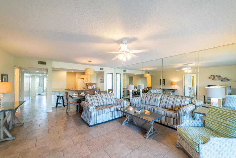 Edgewater Villa 3001 'Vitamin Sea' House in Panama City Beach
