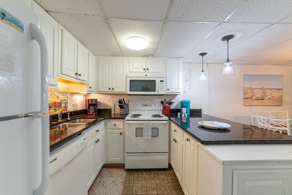 Sugar Beach B04 'Seaside Escape' House in Lower Grand Lagoon