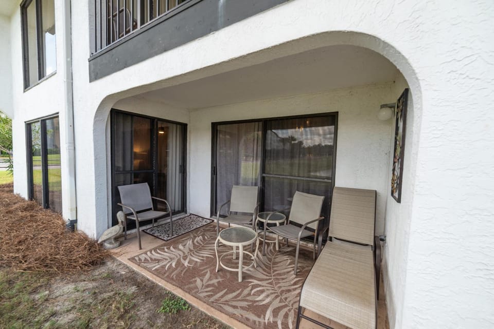 Edgewater Villa 1104 'Sandy Feet Retreat' House in Panama City Beach
