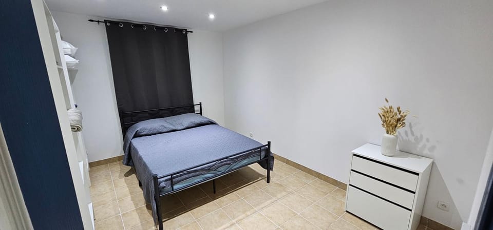 Appartement neuf (T3) Apartment in Marseille
