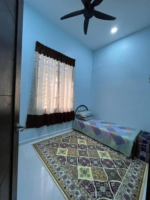 Homestay Tengku Arif Batu Rakit House in Terengganu, Malaysia