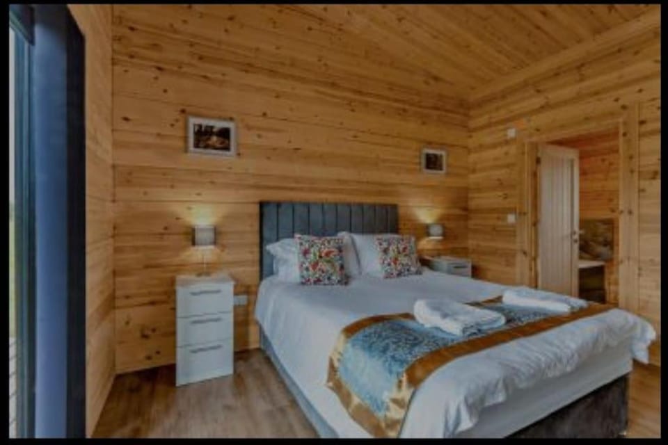 Meadow Valley Lodge 4 House in Babergh District