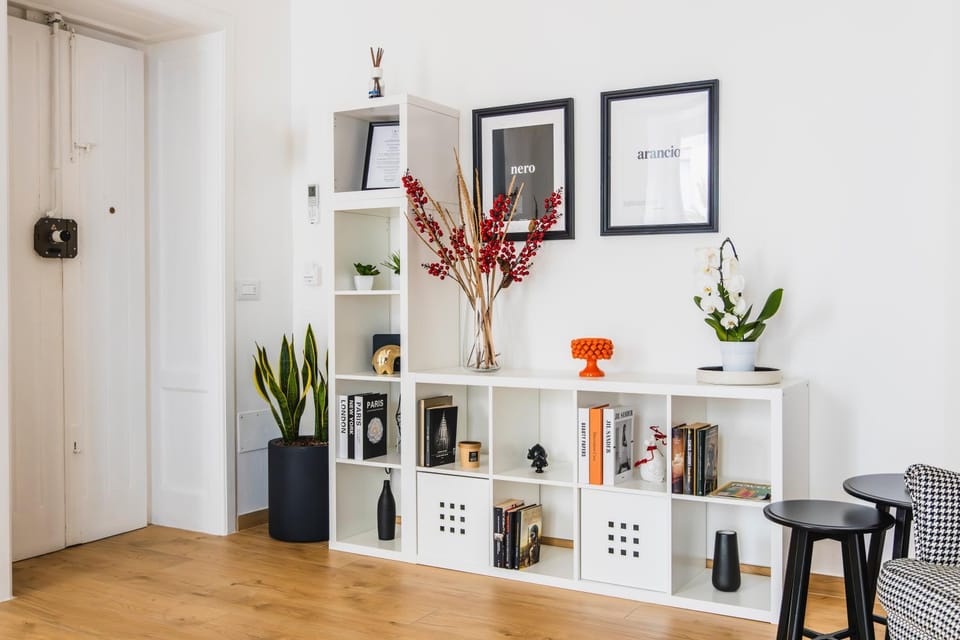Library, Living room, Decorative detail, Seating area