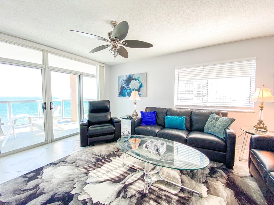 Utopia Oceanfront Luxury at Bluewater Keyes House in North Myrtle Beach