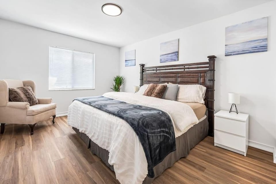 Bed, Bedroom