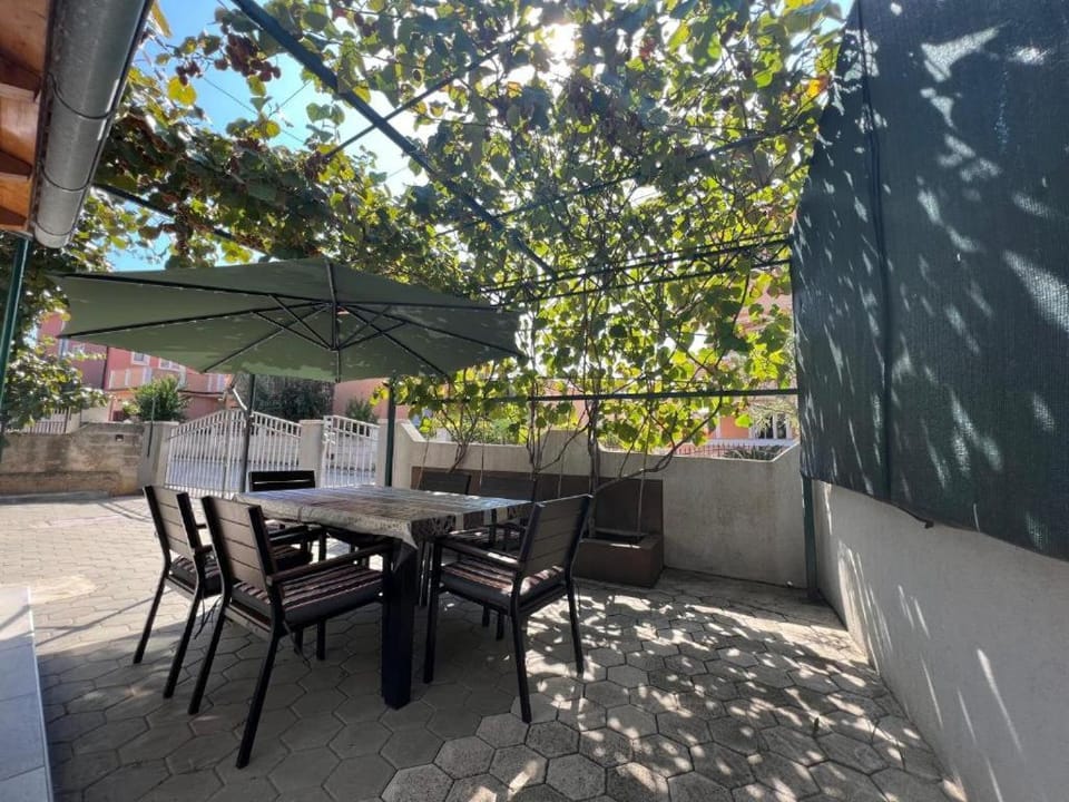 Kiwi Apartment in Premantura