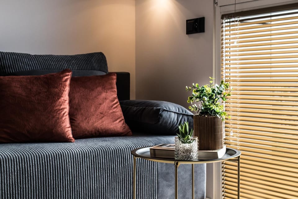 Living room, Bedroom