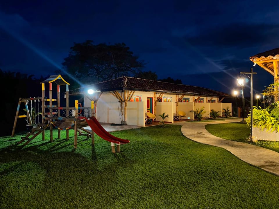 Casa campestre exclusiva con piscina y jacuzzi Hotel in Quindio, Colombia
