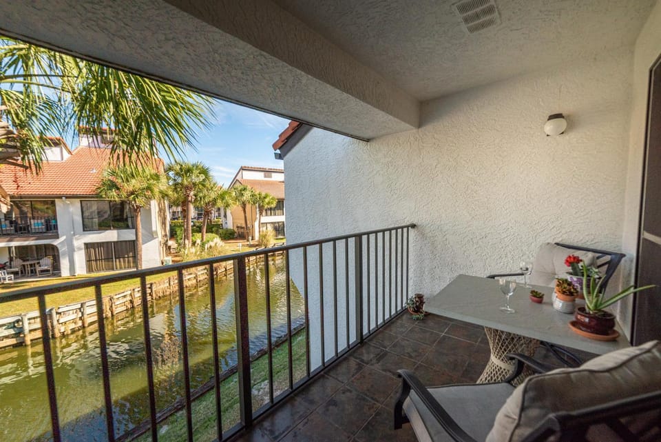 Edgewater Villa 0955 'Fountain of Youth' House in Panama City Beach