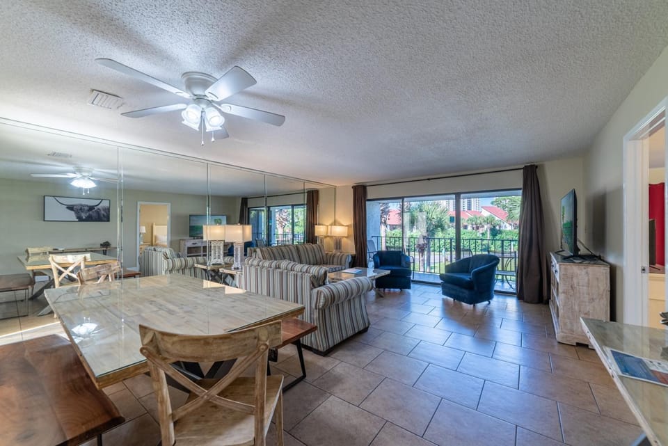 Edgewater Villa 3007 'Anchors Away' House in Panama City Beach